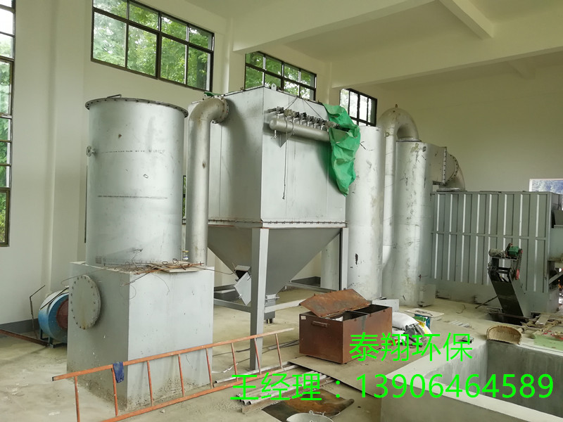 中文字幕一区二区三区精华液