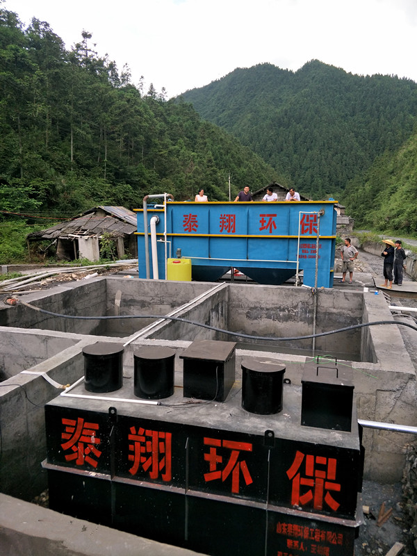 中文字幕一区二区三区精华液