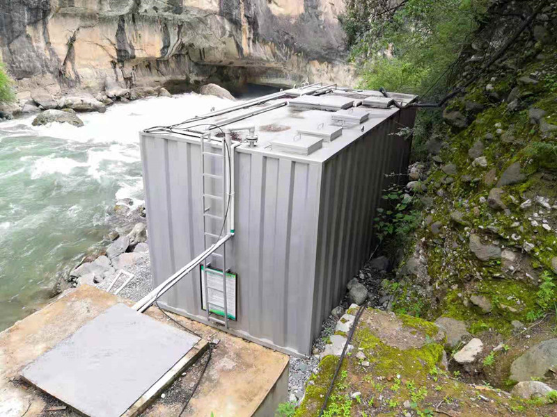 中文字幕一区二区三区精华液