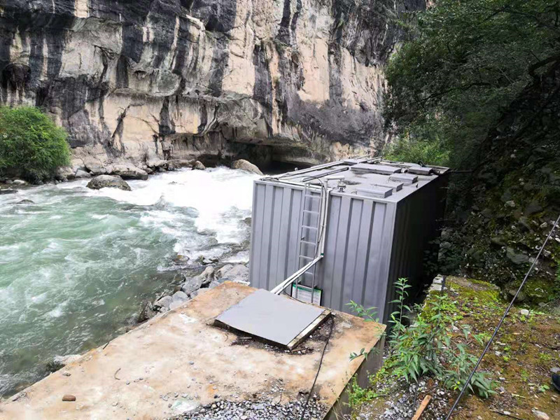 中文字幕一区二区三区精华液