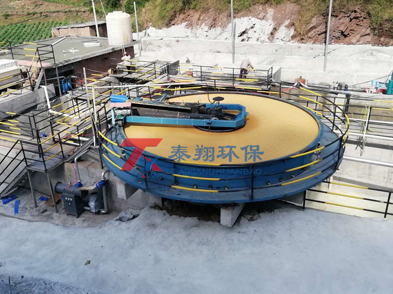 中文字幕一区二区三区精华液