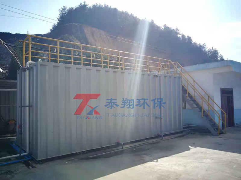 中文字幕一区二区三区精华液