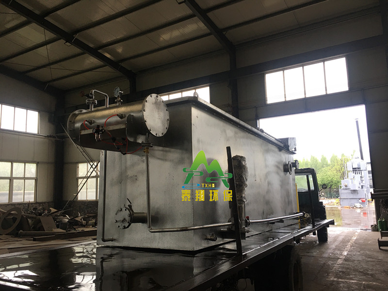 中文字幕一区二区三区精华液