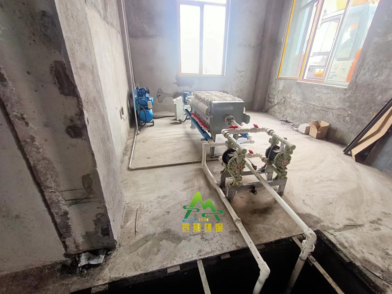 中文字幕一区二区三区精华液