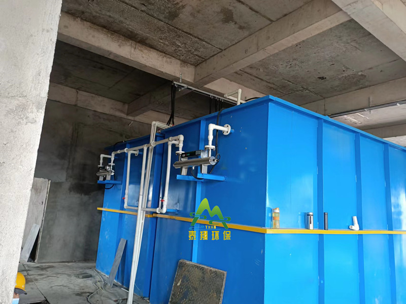 中文字幕一区二区三区精华液