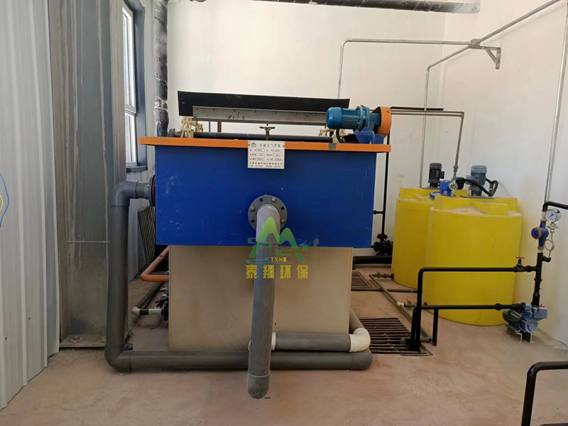 中文字幕一区二区三区精华液