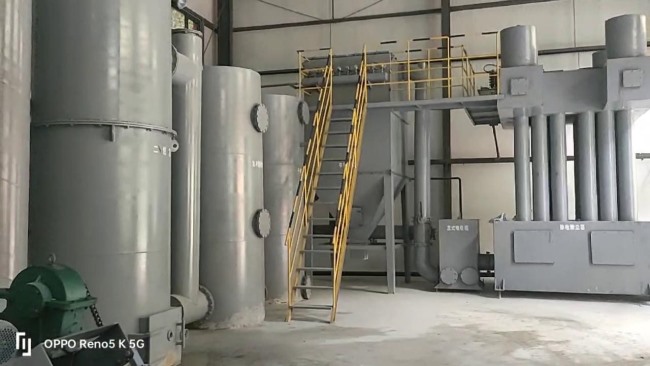 垃圾热解焚烧炉投入使用中